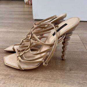 Louis Vuitton Heels Size 39